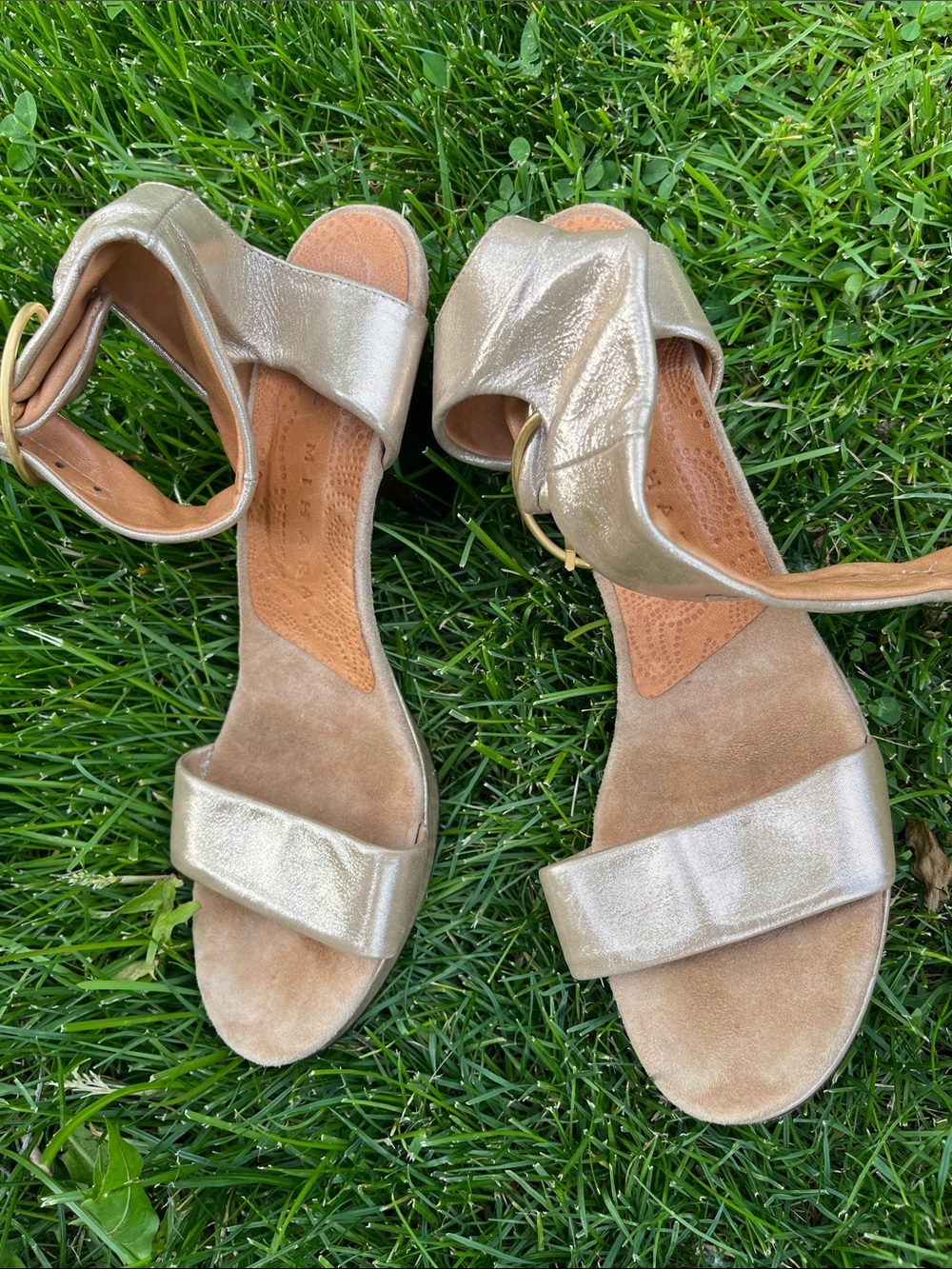 Chie Mihara 8.5 Metallic Gold Ankle Strap Women’s Sandals